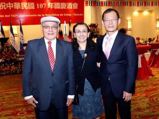 Celebración del 107 aniversario de fundación de Taiwán