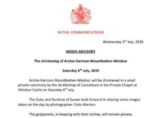 Palacio de Buckingham confirma que los padrinos de Archie se mantendrán en anónimo
