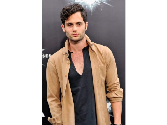 Los datos que debes saber de Penn Badgley, protagonista de You