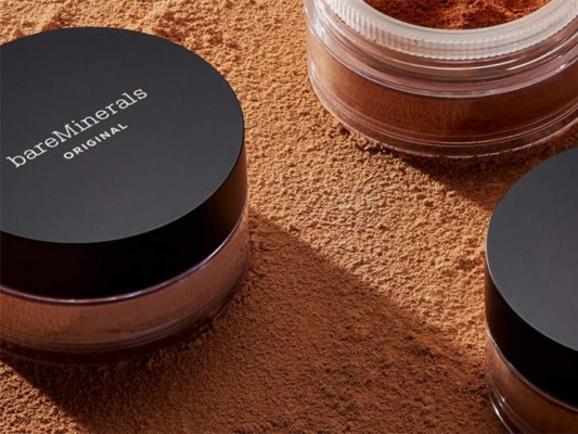 Make Up Mineral: esta marca francesa, que también distribuye cosméticos italianos de la marca Neve Cosmetics, no sólo está comprometida contra los tests en animales, sino que todos sus productos poseen filtros solares y son no comedogénicos (no producen puntos negros).