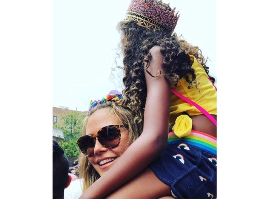Famosos en la marcha del Orgullo LGBT en la ciudad de New York