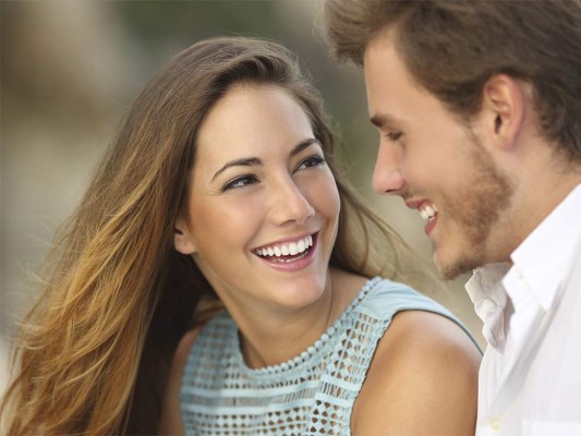 1. Pide apoyo. No temas revelar tus sentimientos y necesidades a tus seres queridos. Estar enfermo no es algo malo o negativo que debas ocultar. El apoyo que recibas se convierte en una fuente de energía positiva que te ayudará a sobrellevar esta batalla. 1. Pide apoyo. No temas revelar tus sentimientos y necesidades a tus seres queridos. Estar enfermo no es algo malo o negativo que debas ocultar. El apoyo que recibas se convierte en una fuente de energía positiva que te ayudará a sobrellevar esta batalla.
