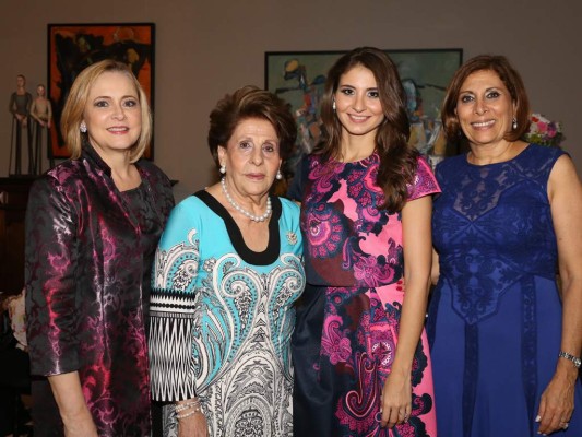 Claudia Kattán, Gloria Kafati, Isabella Kattán y Gina Larach Claudia Kattán, Gloria Kafati, Isabella Kattán y Gina Larach