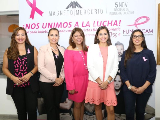 Monica Arita, Karen Mendoza, Laura Simon, Valeria Ríos y Linda Guillén (Foto Hector Hernández)