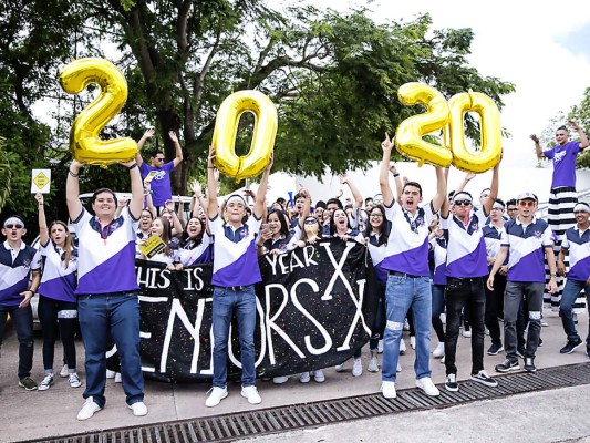 Seniors Entrance de la Macris School 2020