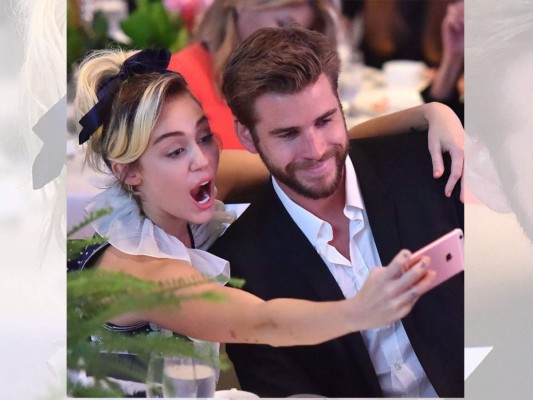 Liam Hemsworth regala anillo a Miley Cyrus