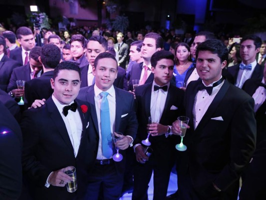 Nelson Kafati, Eduardo Valenzuela, Antonio Guillén y Eduardo Saybe. Nelson Kafati, Eduardo Valenzuela, Antonio Guillén y Eduardo Saybe.