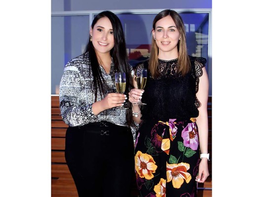 Brenda Alvarado y Evelyn Tabora Brenda Alvarado y Evelyn Tabora