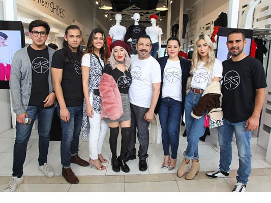 Yoyo Barrientos lanzó su nueva línea de camisetas en The Heels