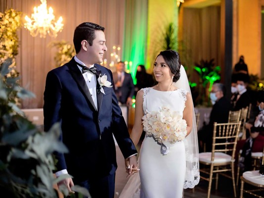 La boda de Alejandra Velásquez y Alejandro Hernández