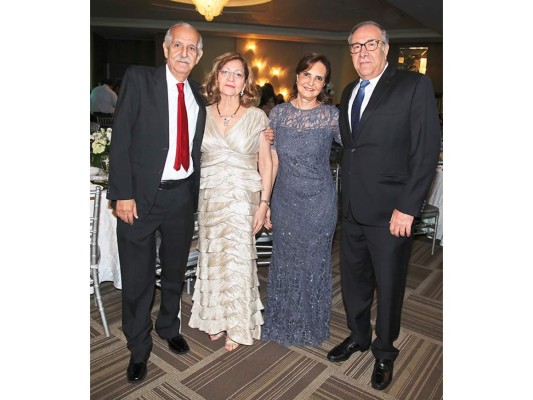 Carlos Cárdenas y Diana Sánchez unen sus vidas en matrimonio