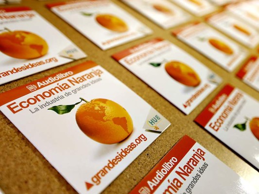 el audiolibro: 'Economía Naranja La Industria De Grandes Ideas' está disponible en www.grandesideas.org