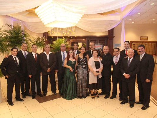 Alfredo Mayes, Ludwing Bautista, Moíses Orellana, Ricardo Vallecillo, Elías Zablah, Daniel Ortíz, José Francisco Saybe, Dax Marcell, Emilio Pineda, Miguel Aguilar, Carlos Carvajal y Eduardo Torres. Alfredo Mayes, Ludwing Bautista, Moíses Orellana, Ricardo Vallecillo, Elías Zablah, Daniel Ortíz, José Francisco Saybe, Dax Marcell, Emilio Pineda, Miguel Aguilar, Carlos Carvajal y Eduardo Torres.