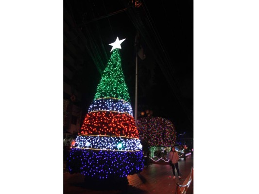 Así es Tegucigalpa en Navidad