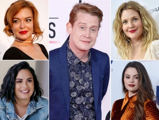 Demi Lovato. Selena Gómez y Macaulay Culkin son algunos de los famosos que han sufrido desde niños hasta la fecha