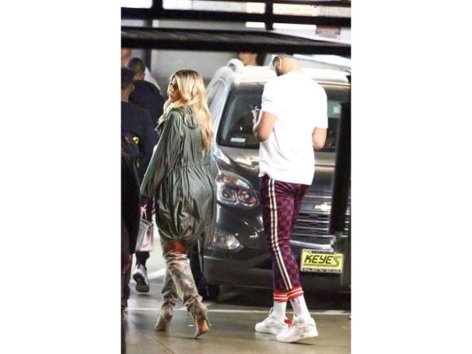 LOS ANGELES, CA - MARCH 10: Tristan Thompson and Khloe Kardashian pose for a photo as Remy Martin celebrates Tristan Thompson's Birthday at Beauty & Essex on March 10, 2018 in Los Angeles, California. (Photo by Jerritt Clark/Getty Images for Remy Martin )