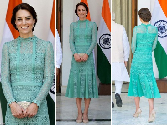 Para almorzar con el Primer Ministro de la India, Kate llevó un vestido midi de encaje y transparencias en color verde azulado