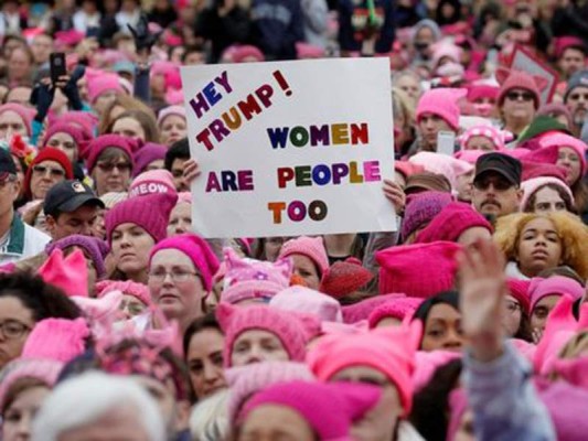 Londres, París, Nueva York, Los Ángeles y otras ciudades del mundo reunieron una masiva cantidad de mujeres protestando en las calles