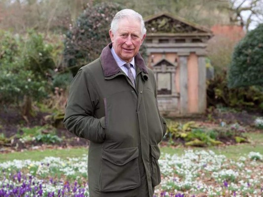 Prince Charles: Inside the Duchy of Cornwall | ITV: <br/>Si te preguntas de dónde reciben financiamiento los príncipes Carlos, William y Harry además del que reciben por parte del Estado, este documental responde tus dudas. <br/>El documental de dos partes con acceso privilegiado al príncipe Carlos y su dominio privado, el Ducado de Cornualles, la antigua propiedad real que ha construido en los últimos 50 años en un negocio de mil millones de libras para mantenerse a sí mismo, a su familia inmediata y las organizaciones benéficas que apoya. Asimismo explora el papel que jugará el príncipe William en el ducado de Cornualles como futuro príncipe de Gales y duque de Cornualles. <br/>
