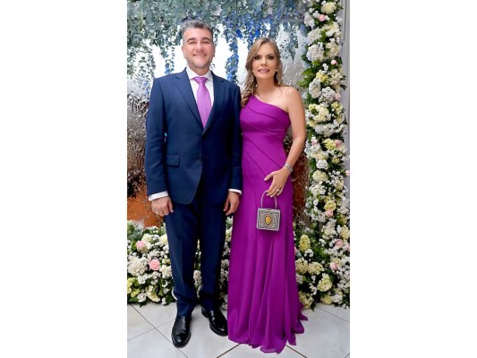 Daniel Raudales y Lucía Züñiga celebran sagrado matrimonio