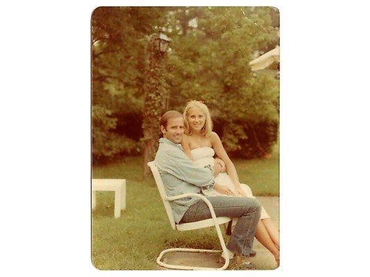 Según han revelado en diversas ocasiones, Joe Biden le pidió matrimonio no una sino cinco veces Según han revelado en diversas ocasiones, Joe Biden le pidió matrimonio no una sino cinco veces