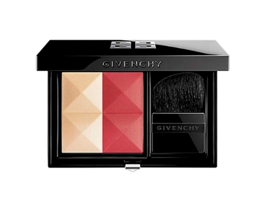 Prisme Blush de Givenchy con tonalidades muy intensos y enérgicas, florales y provocativas