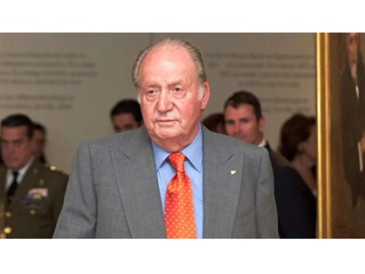 El Rey Juan Carlos se aleja del ojo público