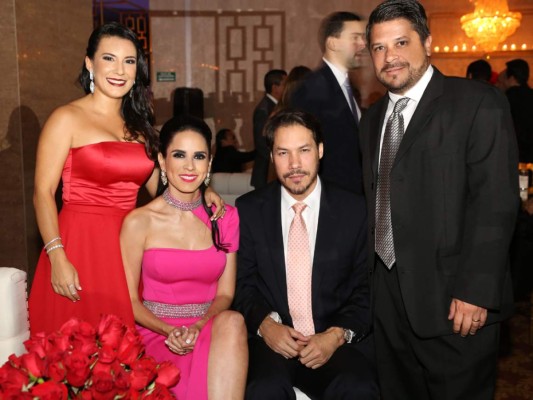 La boda de Idarela Álvarez Sierra y Cristian Mariano Estrada Ferrey