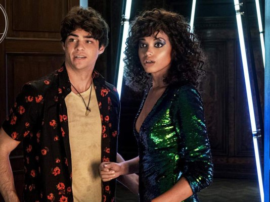 Noah Centineo as Langston and Ella Balinska as Jane in Charlie's Angels.