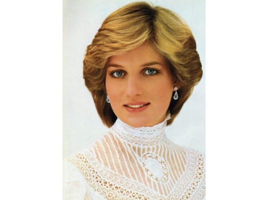 Diana fue una de las mujeres más memorables de los 80 debido a su gran ejemplo. Por eso, aquí te recordamos algunos de los mejores momentos de la princesa del pueblo.