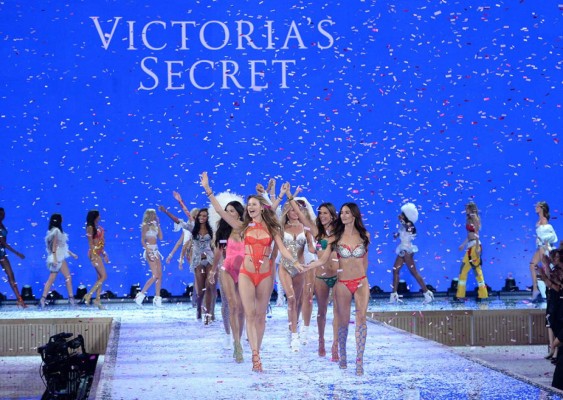 En imágenes, Victoria's Secret Fashion Show 2015