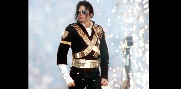 Michael Jackson estrena video en Twitter