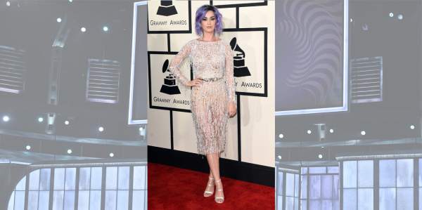 Katy Perry! Bello nude dress de Zuhair Murad echado a perder con ese hair look en purple y esos zapatos fuera de onda Katy Perry! Bello nude dress de Zuhair Murad echado a perder con ese hair look en purple y esos zapatos fuera de onda