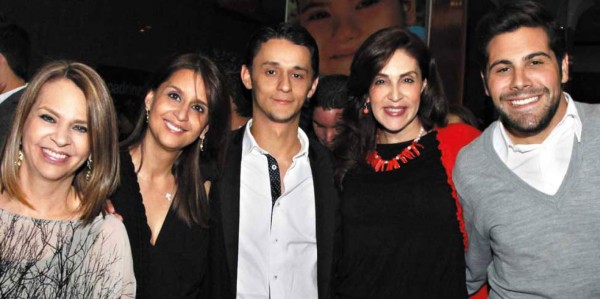 Tita Suárez, Martha y Carlos Alberto Joya, Marcia Facussé y Eduardo Andonie.