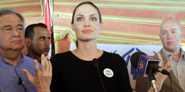Angelina Jolie visita Jordania