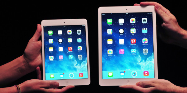 El gigante informático presentó un modelo más delgado de su tableta de gran formato iPad, bautizada “iPad Air”, y un renovado iPad Mini, con una pantalla de alta definición de más calidad.
