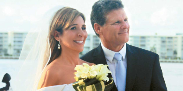 Debbie Larach y Randy Baad unieron sus vidas en una ceremonia que tuvo lugar en Miami Beach