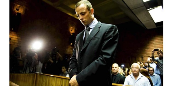 Pistorius en el Tribunal Supremo de Pretoria donde se está llevando a cabo su juicio.