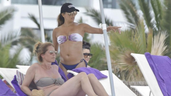 Eva Longoria disfruta de sus vacaciones en Ibiza