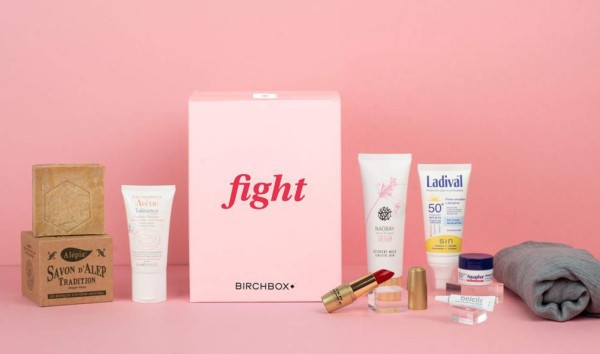 La Caja 'Fight' de Birchbox de octubre, recaudara el total de las ventas de esta edición para apoyar la lucha contra el cáncer de mama. Además, Birchbox donará 1€ por cada compra en la tienda online durante el mes de octubre.