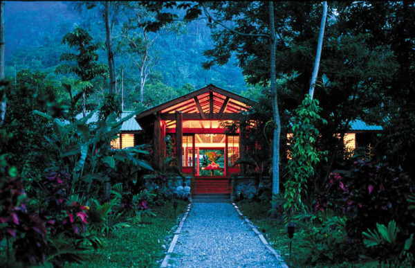 The Lodge at Pico Bonito en La Ceiba es un resort de naturaleza con 220 acres de bosque tropical lluvioso, asentado en una antigua plantación de cacao, en medio del exuberante Parque Nacional (Foto: Arturo Sosa)