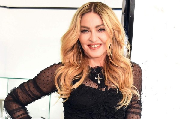 Madonna se viste como la Belleza y la Bestia para celebrar Purim