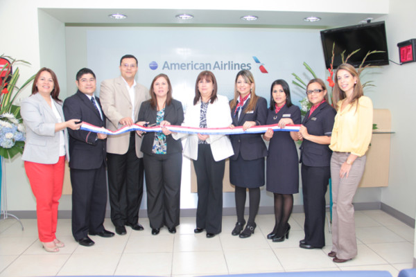 American Airlines inaugura centro de ventas