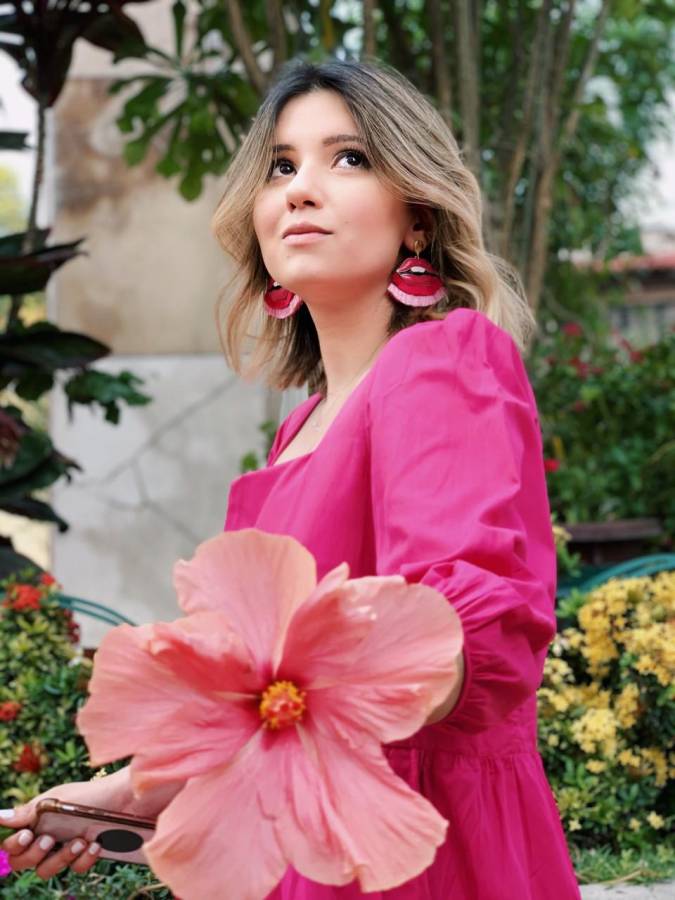 Vanessa Vallecillo: vocación, moda y elegancia Vanessa Vallecillo: vocación, moda y elegancia