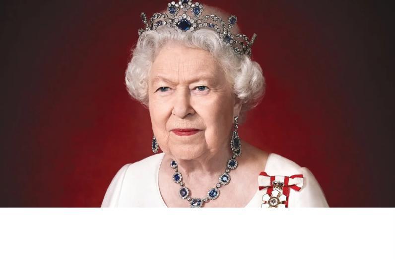 Las dos joyas con las que fue enterrada Isabel II Las dos joyas con las que fue enterrada Isabel II