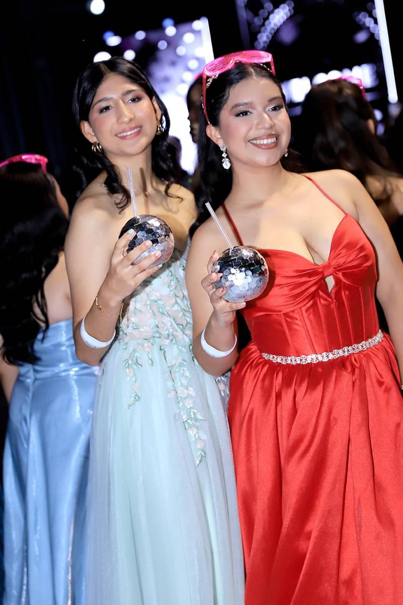 Fiesta de la prom 2025 de Mayan School