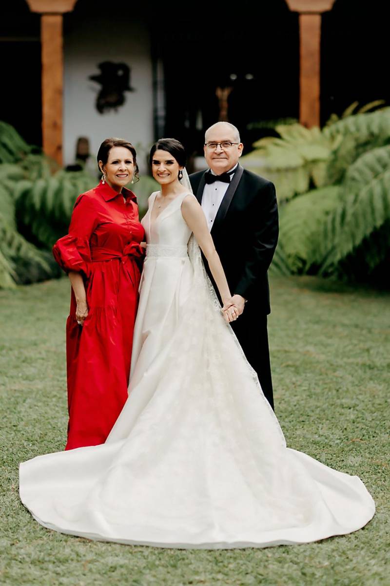 La boda de Maria Renee López y Juan Manuel Bran