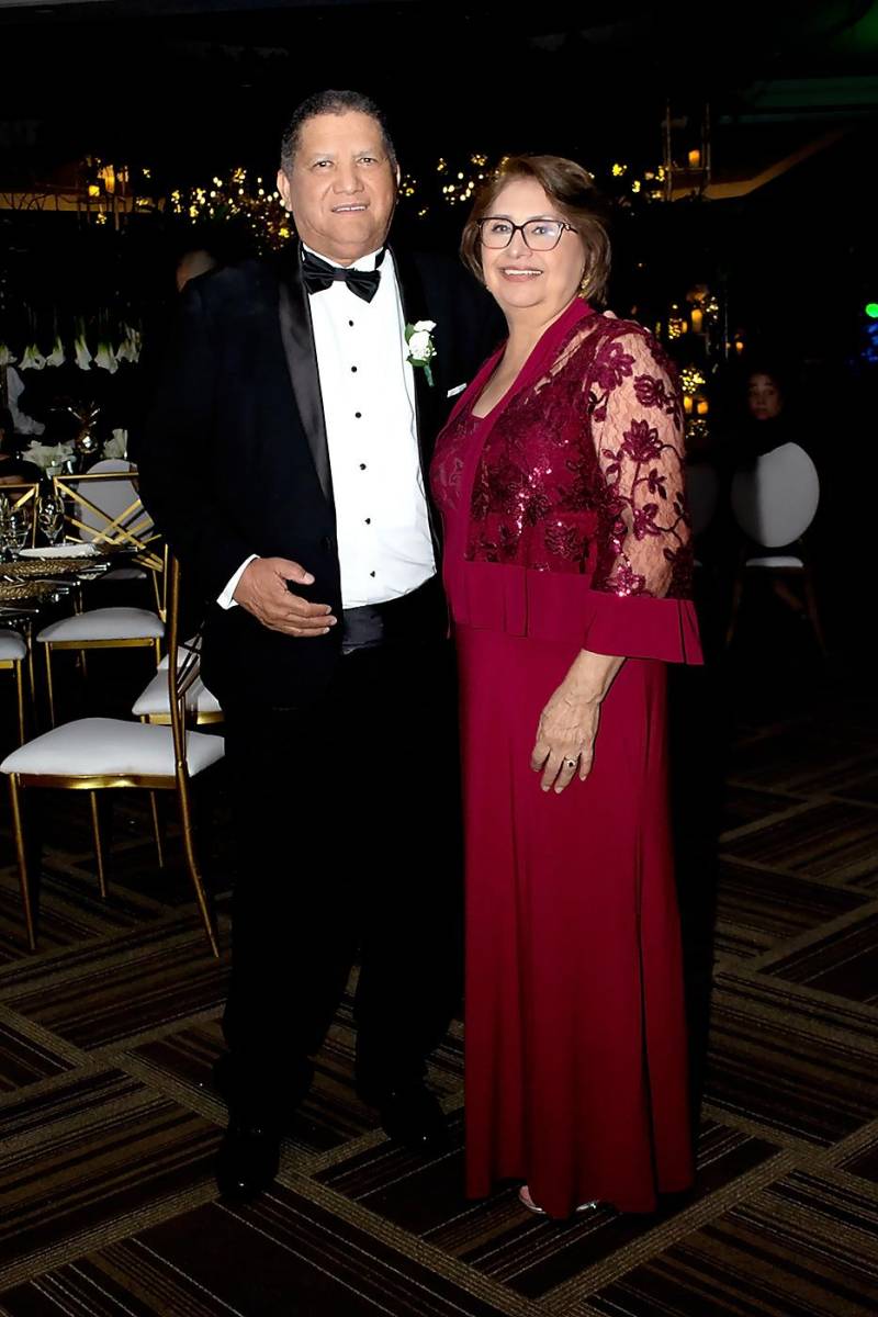 Sigberto y Zulema Nassar de Cárcamo.