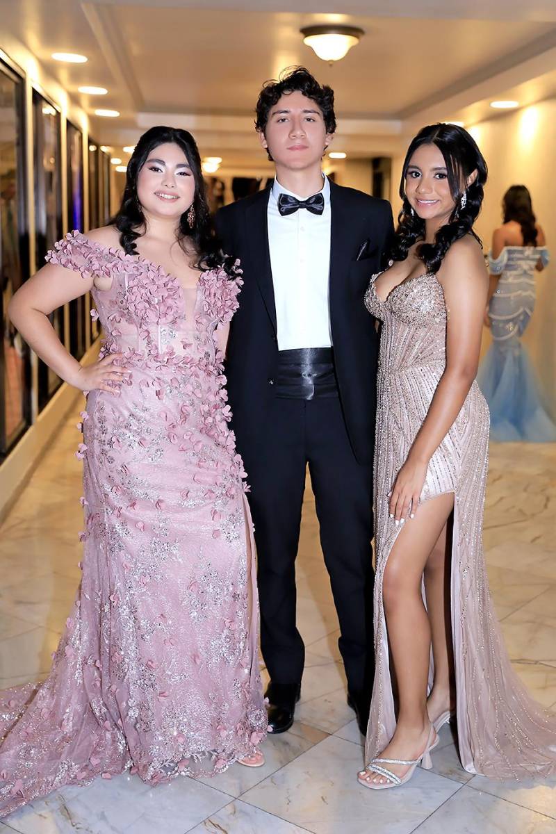 Fiesta de la prom 2025 de Mayan School