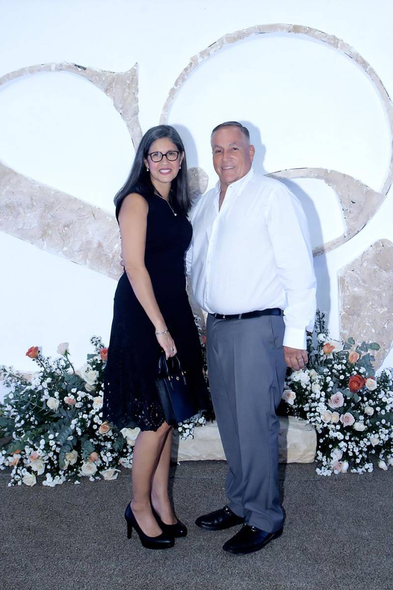 Elena y Mario Delgado.